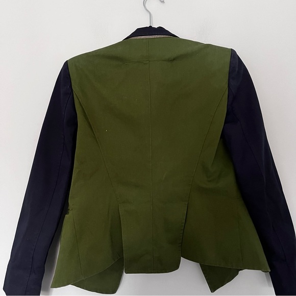 SOLD !! Givenchy Zipper Collar blazer - Picture 8 of 14